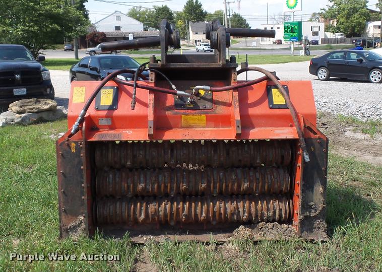 image for item DD1583 2011 Allu DH-3-17 crushing/screening bucket