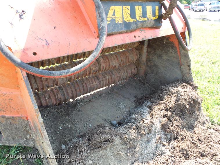 image for item DD1583 2011 Allu DH-3-17 crushing/screening bucket