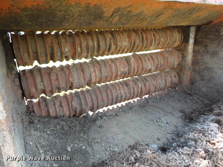 image for item DD1583 2011 Allu DH-3-17 crushing/screening bucket