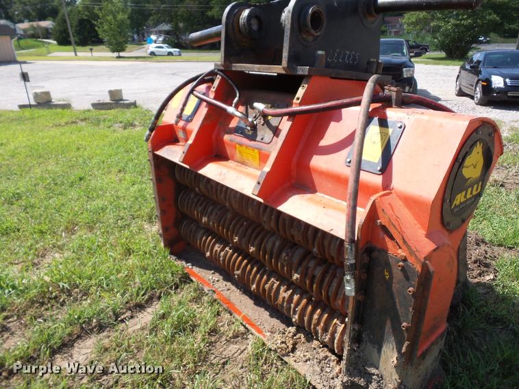 image for item DD1583 2011 Allu DH-3-17 crushing/screening bucket