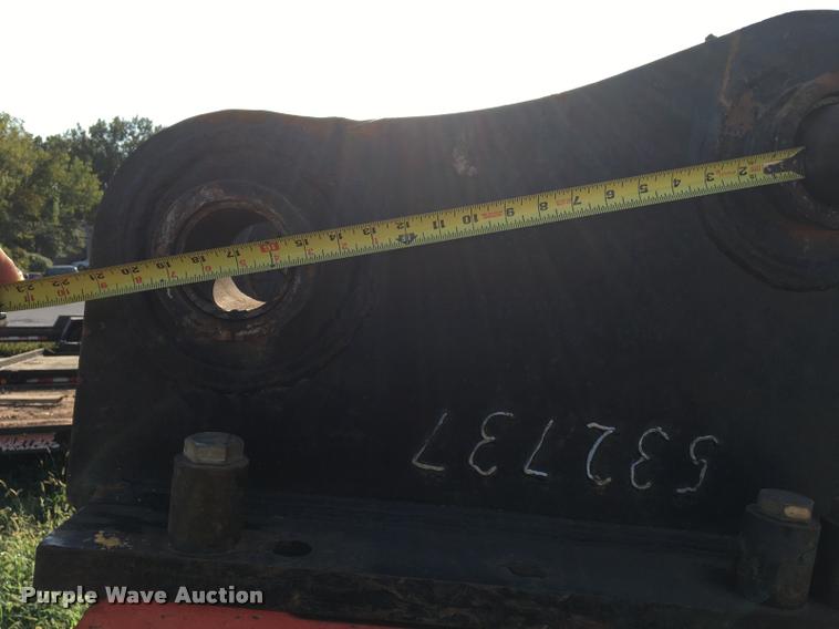 image for item DD1583 2011 Allu DH-3-17 crushing/screening bucket