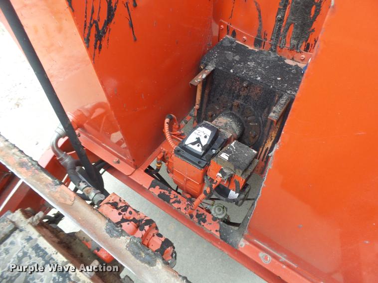 image for item DF9319 2002 Crafco EZ Pour melter applicator