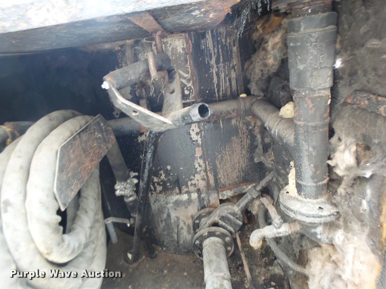 image for item DF9319 2002 Crafco EZ Pour melter applicator