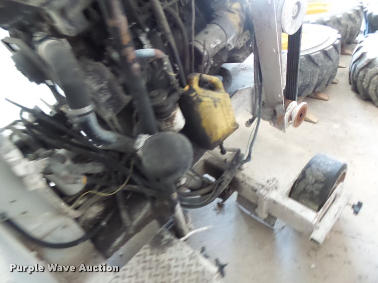 image for item DF9320 2005 Husqvarna RS8500D concrete saw