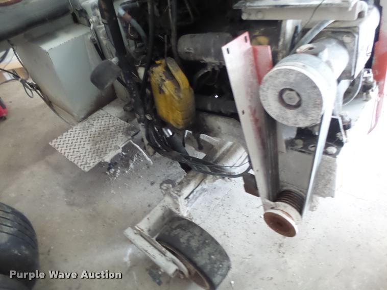 image for item DF9320 2005 Husqvarna RS8500D concrete saw