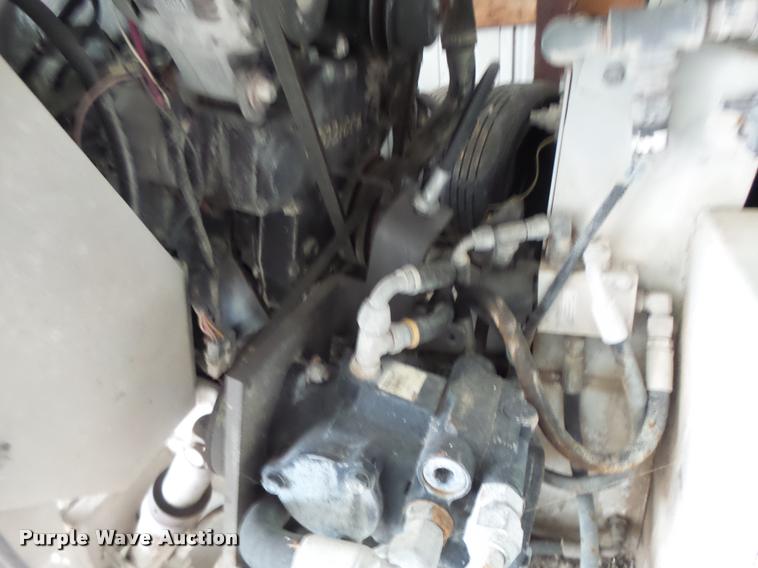 image for item DF9320 2005 Husqvarna RS8500D concrete saw