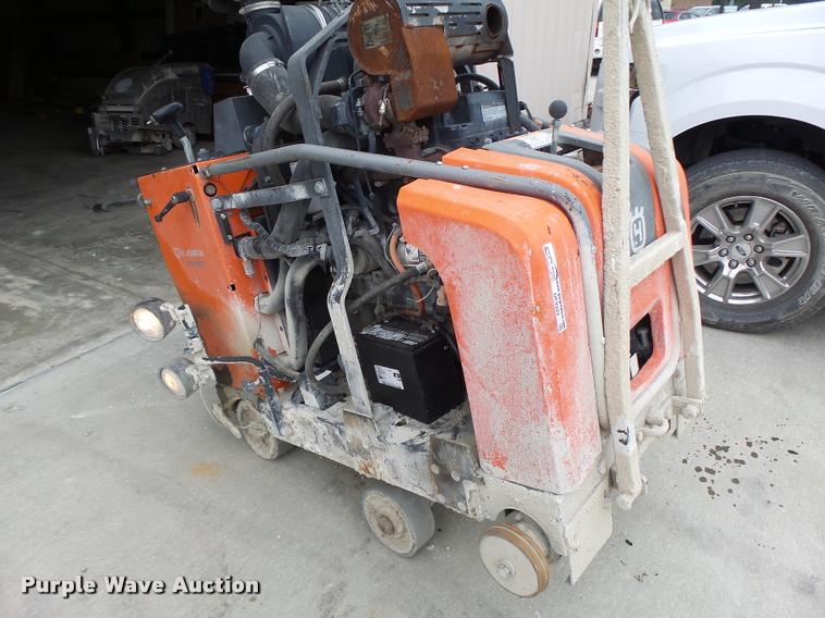 image for item DF9322 2010 Husqvarna FS6600 concrete saw
