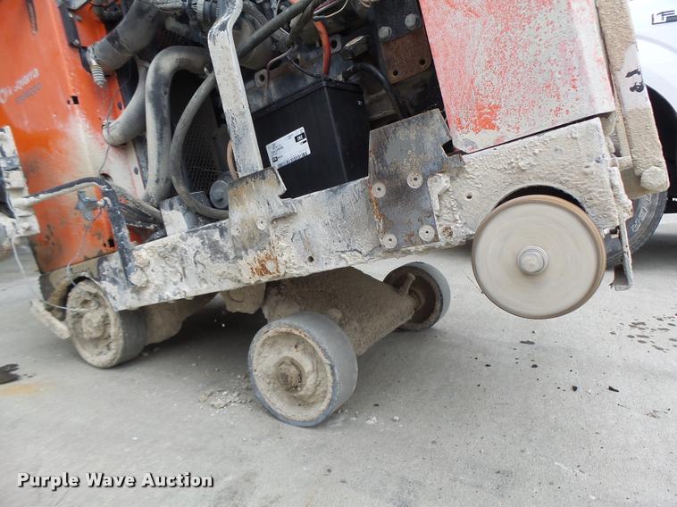 image for item DF9322 2010 Husqvarna FS6600 concrete saw