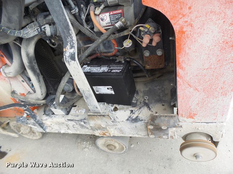 image for item DF9322 2010 Husqvarna FS6600 concrete saw