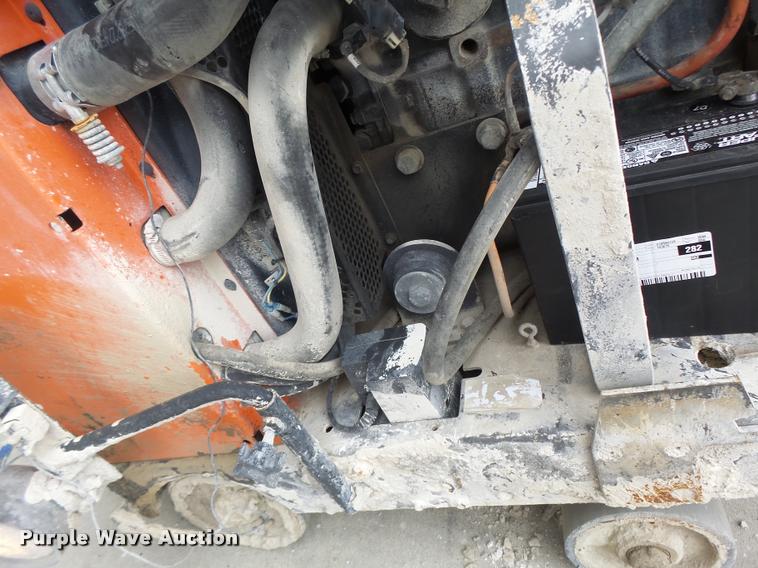 image for item DF9322 2010 Husqvarna FS6600 concrete saw