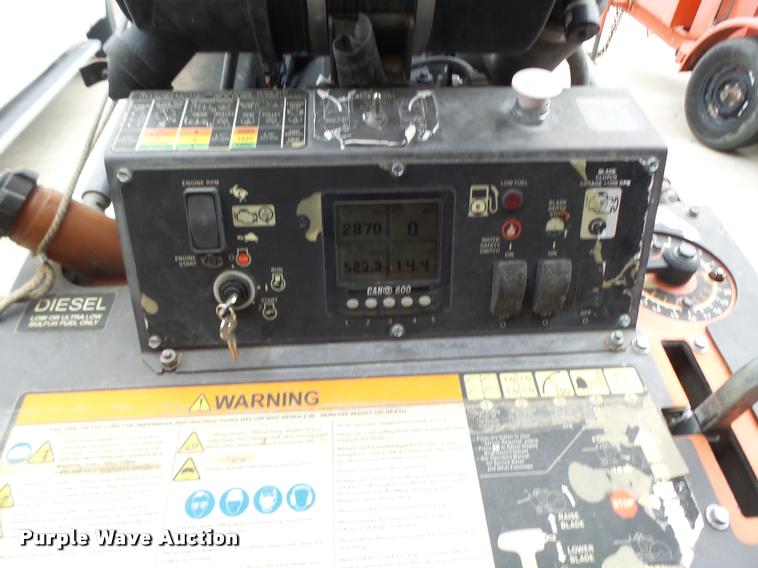 image for item DF9322 2010 Husqvarna FS6600 concrete saw