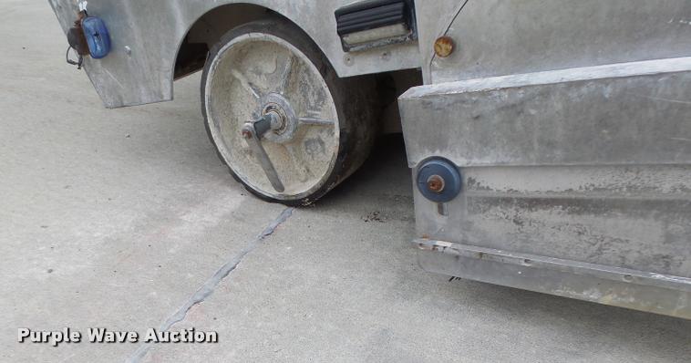 image for item DF9325 Soft Cut GX4200 concrete saw