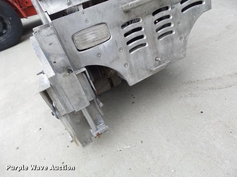 image for item DF9325 Soft Cut GX4200 concrete saw