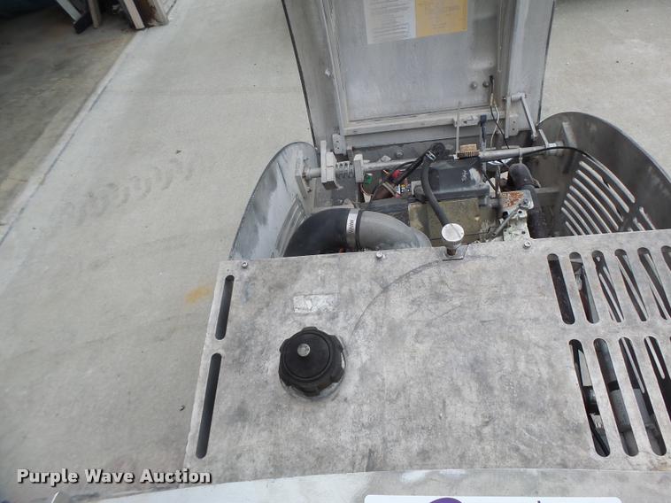 image for item DF9325 Soft Cut GX4200 concrete saw