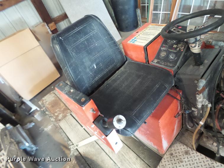 image for item DF9326 2011 Husqvarna RS8500 concrete saw