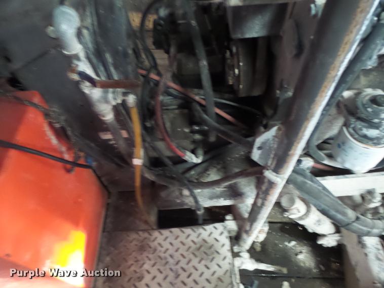 image for item DF9326 2011 Husqvarna RS8500 concrete saw