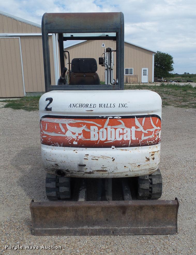 image for item DH9372 2002 Bobcat 334D compact excavator