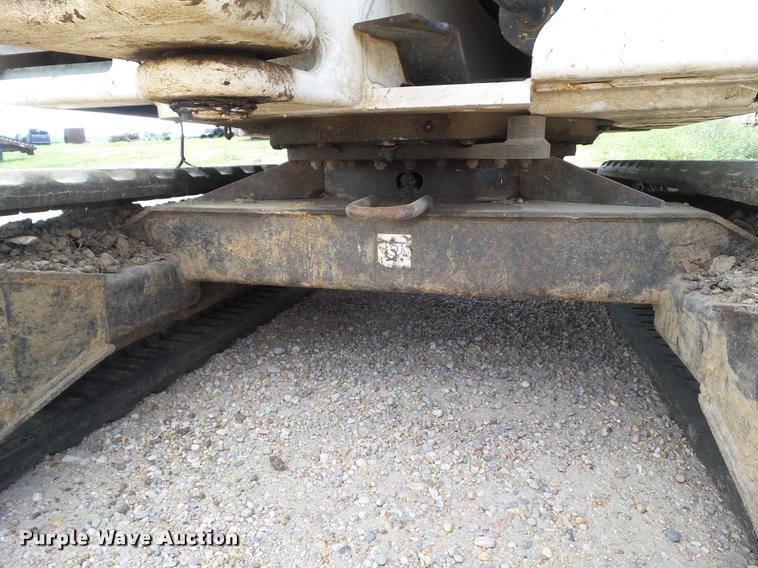 image for item DH9372 2002 Bobcat 334D compact excavator