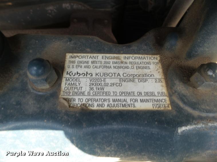 image for item DH9372 2002 Bobcat 334D compact excavator