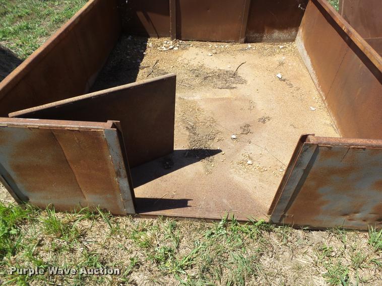 image for item DH9373 Gravel box