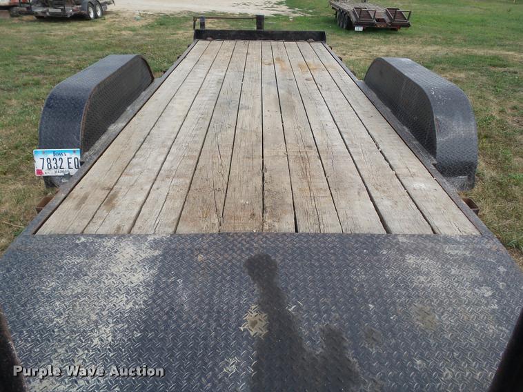 image for item DH9386 2003 Macklander equipment trailer