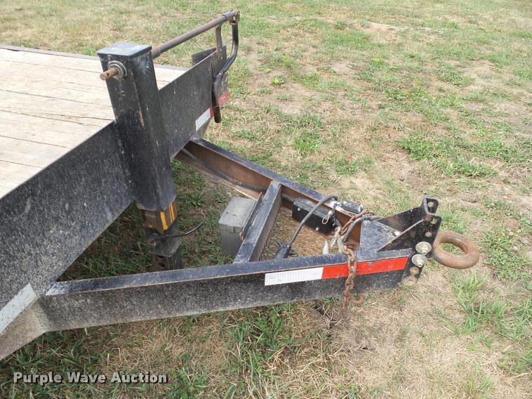 image for item DH9386 2003 Macklander equipment trailer