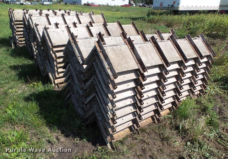 image for item DH9418 (38) concrete pier forms