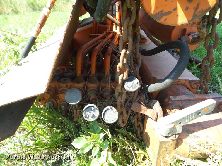 image for item DH9420 1977 Hiab 650 crane