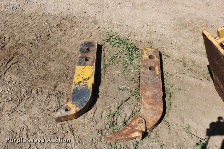 image for item DM9274 Shop built ripper