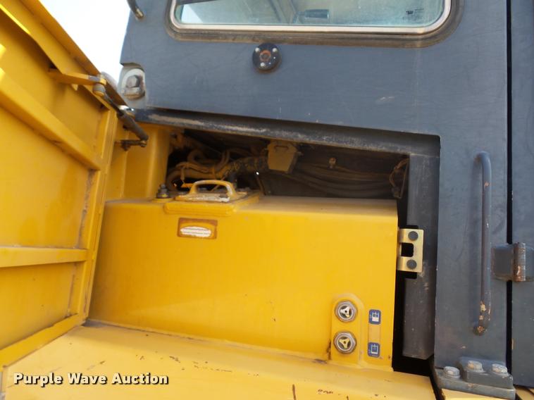 image for item DP9204 2003 John Deere 655C Series II track loader