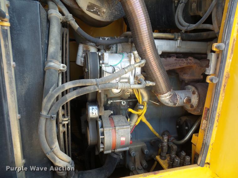 image for item DP9204 2003 John Deere 655C Series II track loader