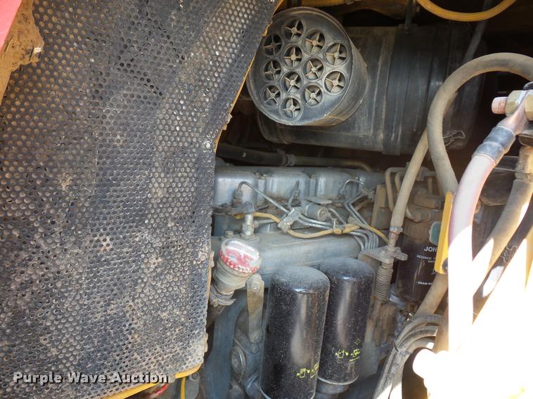 image for item DP9204 2003 John Deere 655C Series II track loader