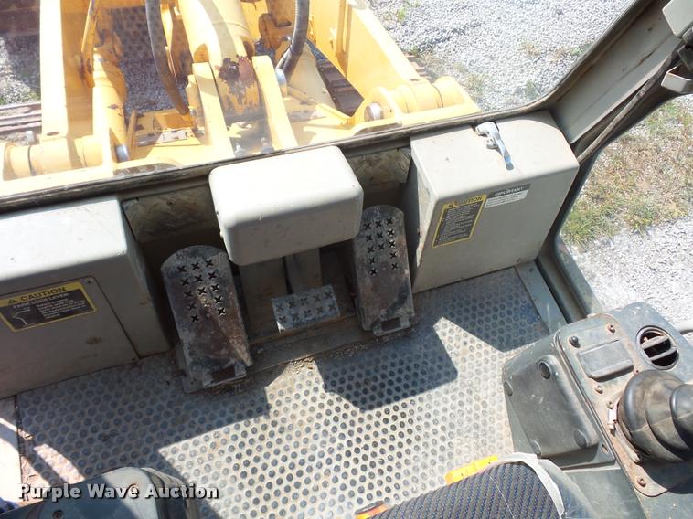 image for item DP9204 2003 John Deere 655C Series II track loader