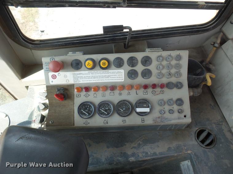 image for item DP9204 2003 John Deere 655C Series II track loader