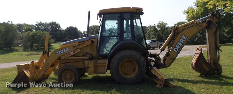 image for item DP9727 2005 John Deere 310G backhoe