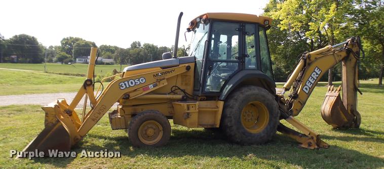 image for item DP9727 2005 John Deere 310G backhoe