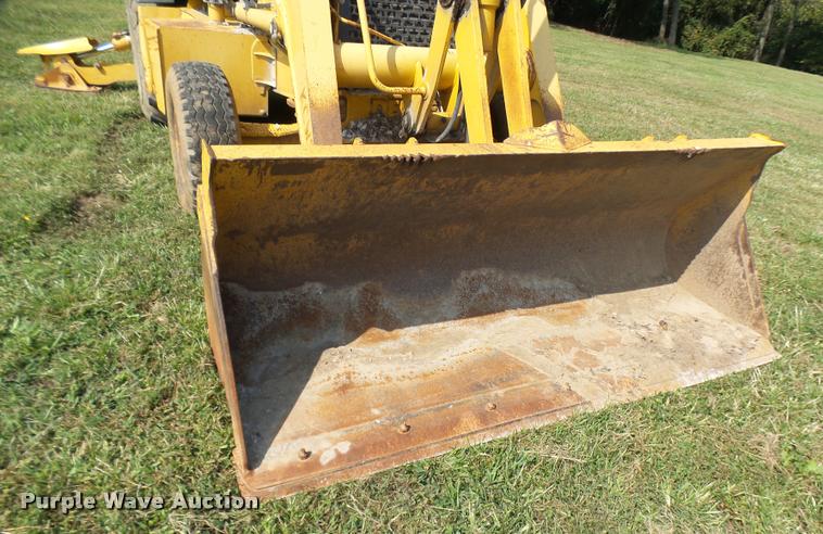 image for item DP9727 2005 John Deere 310G backhoe