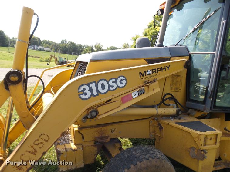 image for item DP9727 2005 John Deere 310G backhoe