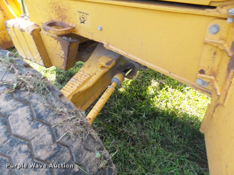 image for item DP9727 2005 John Deere 310G backhoe