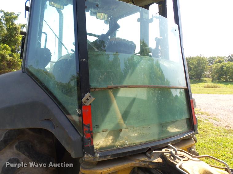 image for item DP9727 2005 John Deere 310G backhoe