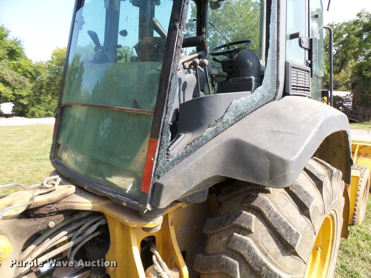 image for item DP9727 2005 John Deere 310G backhoe