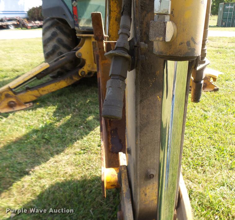 image for item DP9727 2005 John Deere 310G backhoe