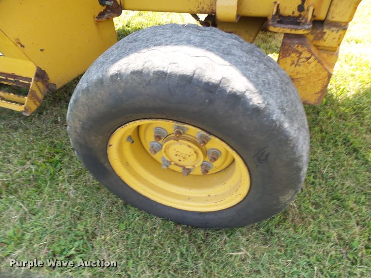 image for item DP9729 2004 Caterpillar 420D backhoe