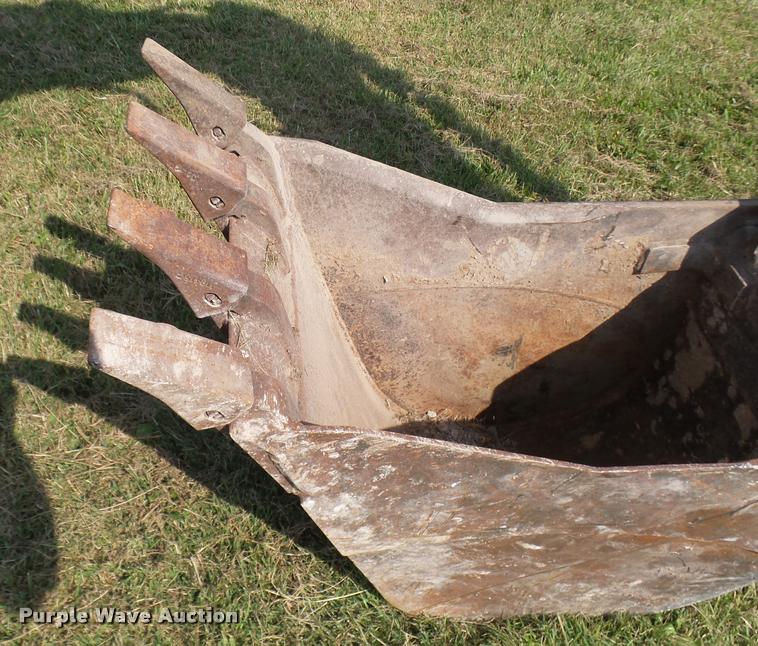 image for item DP9729 2004 Caterpillar 420D backhoe