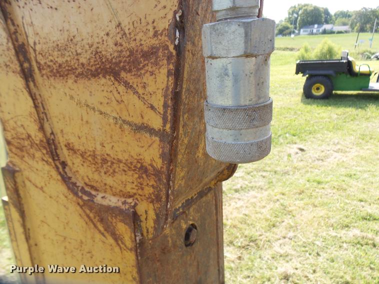 image for item DP9729 2004 Caterpillar 420D backhoe