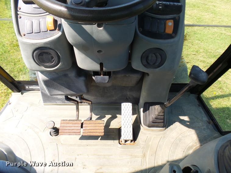 image for item DP9729 2004 Caterpillar 420D backhoe