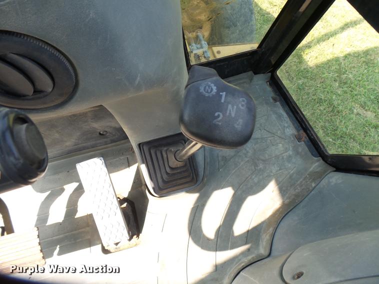 image for item DP9729 2004 Caterpillar 420D backhoe