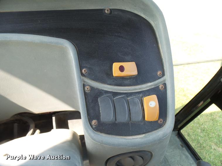 image for item DP9729 2004 Caterpillar 420D backhoe