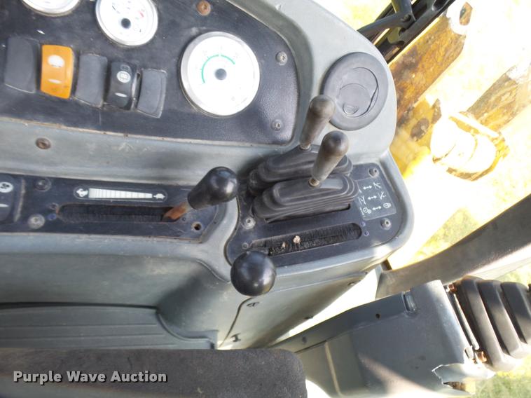 image for item DP9729 2004 Caterpillar 420D backhoe