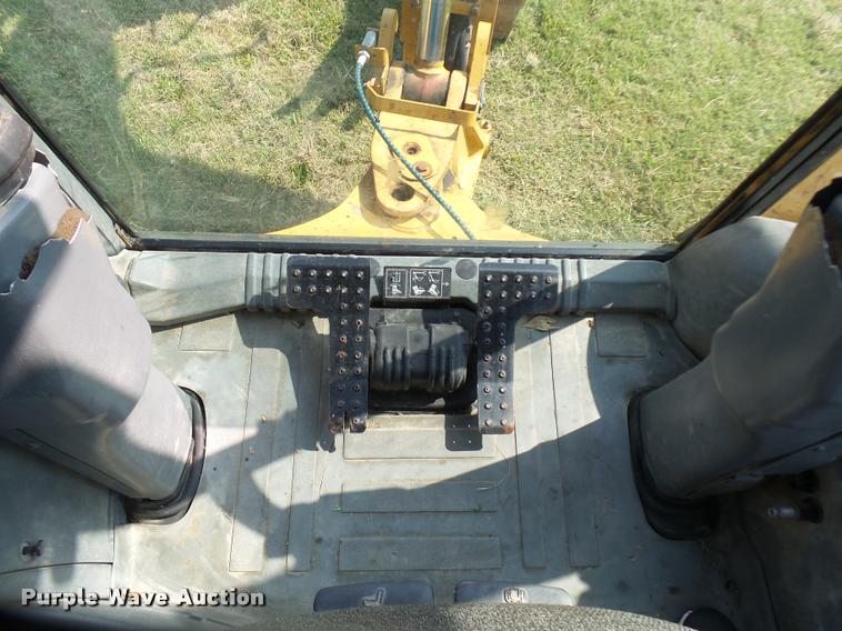 image for item DP9729 2004 Caterpillar 420D backhoe